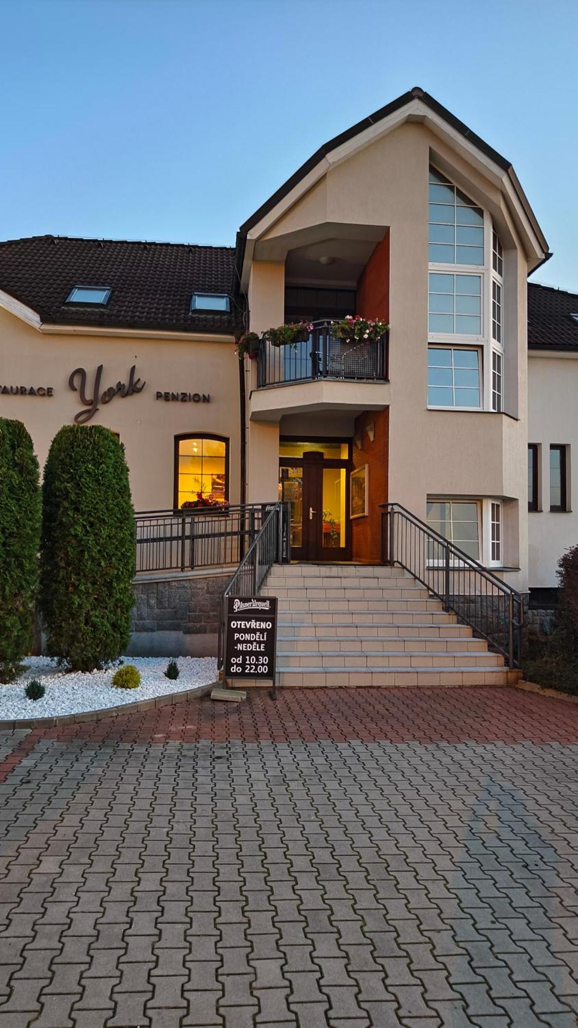Penzion York Liberec Exterior photo